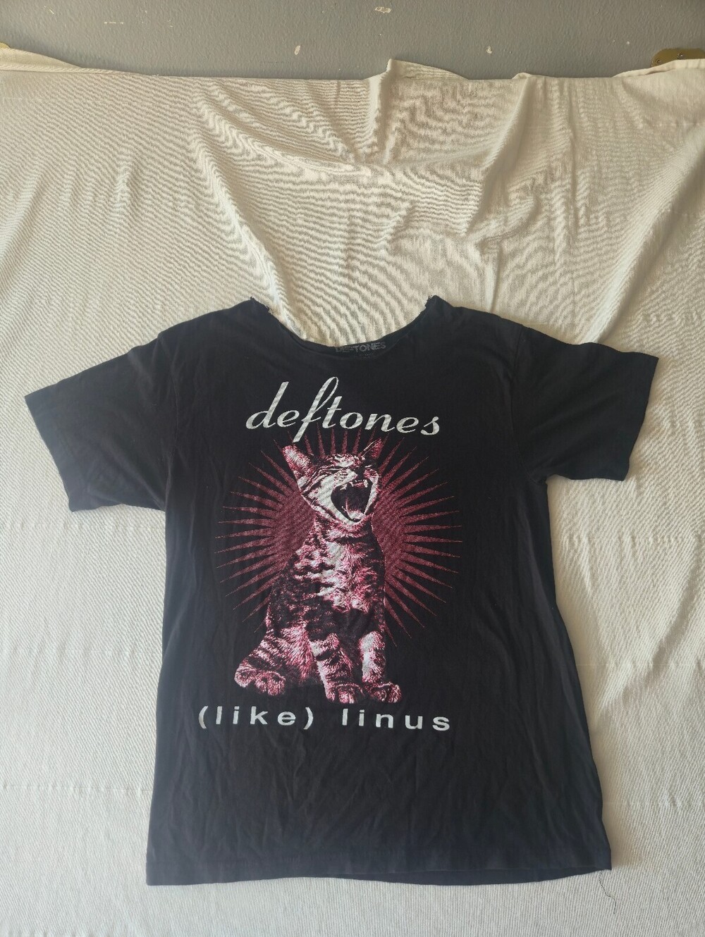 Deftones Like Linus Cat Graphic T-Shirt Large Black 100% Ring-Spun Cotton